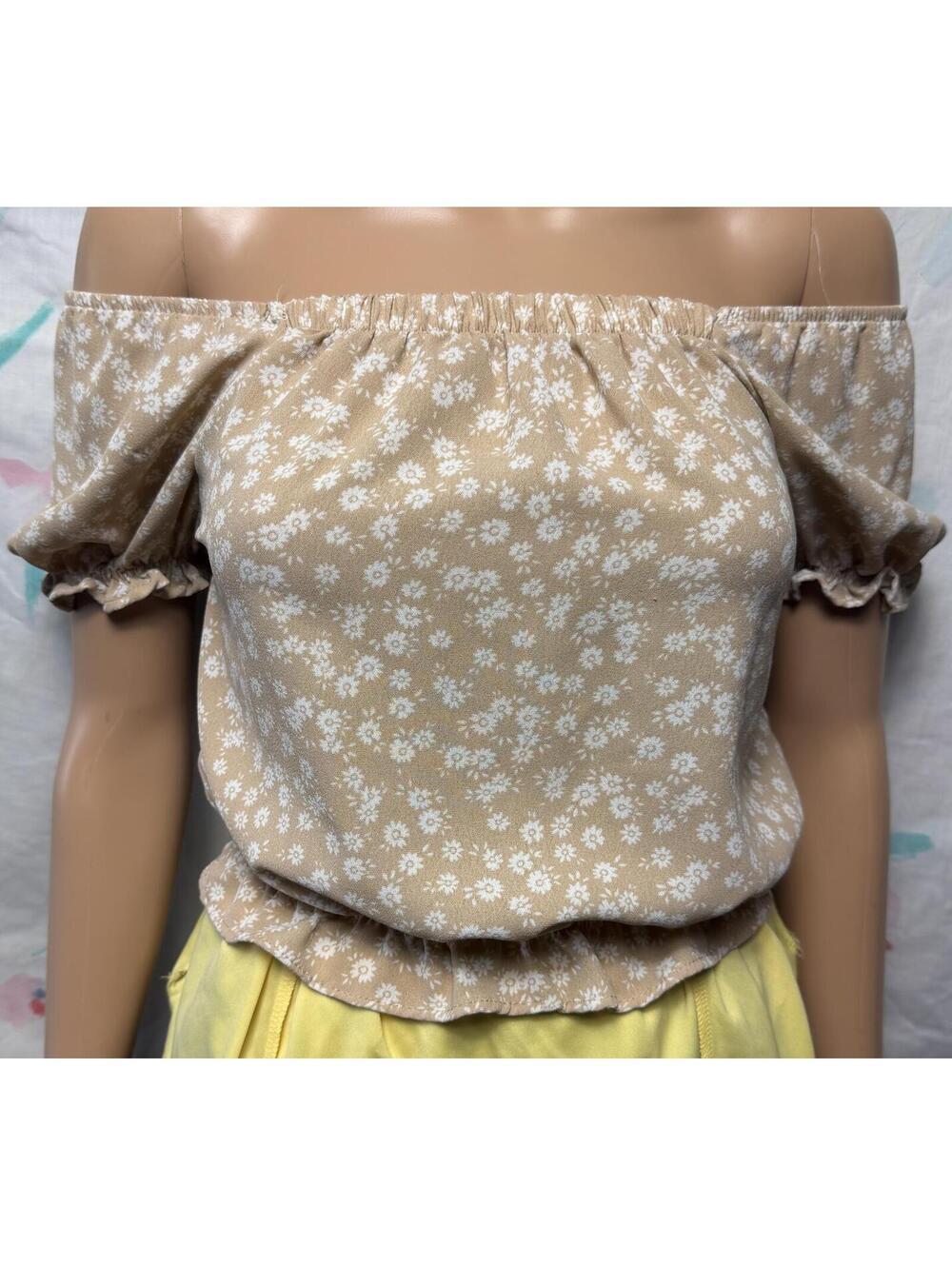 Beige Floral Off Shoulder Top with Elastic Waist and short Sleeves size 14L